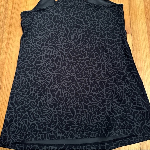 Lululemon Cool Racerback
Petal Camo Printed Black Deep Coal size unsure (z) - Picture 9 of 9